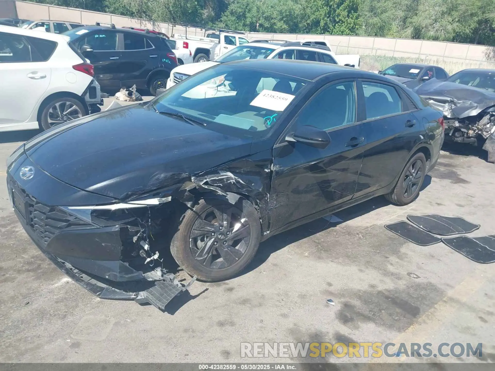 2 Photograph of a damaged car 5NPLM4AG5MH035615 HYUNDAI ELANTRA 2021