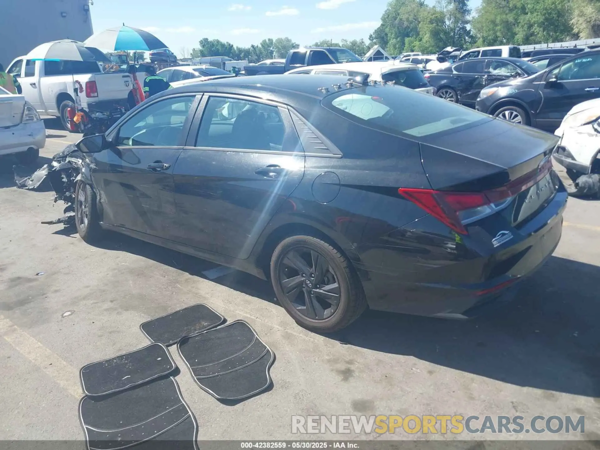 3 Photograph of a damaged car 5NPLM4AG5MH035615 HYUNDAI ELANTRA 2021