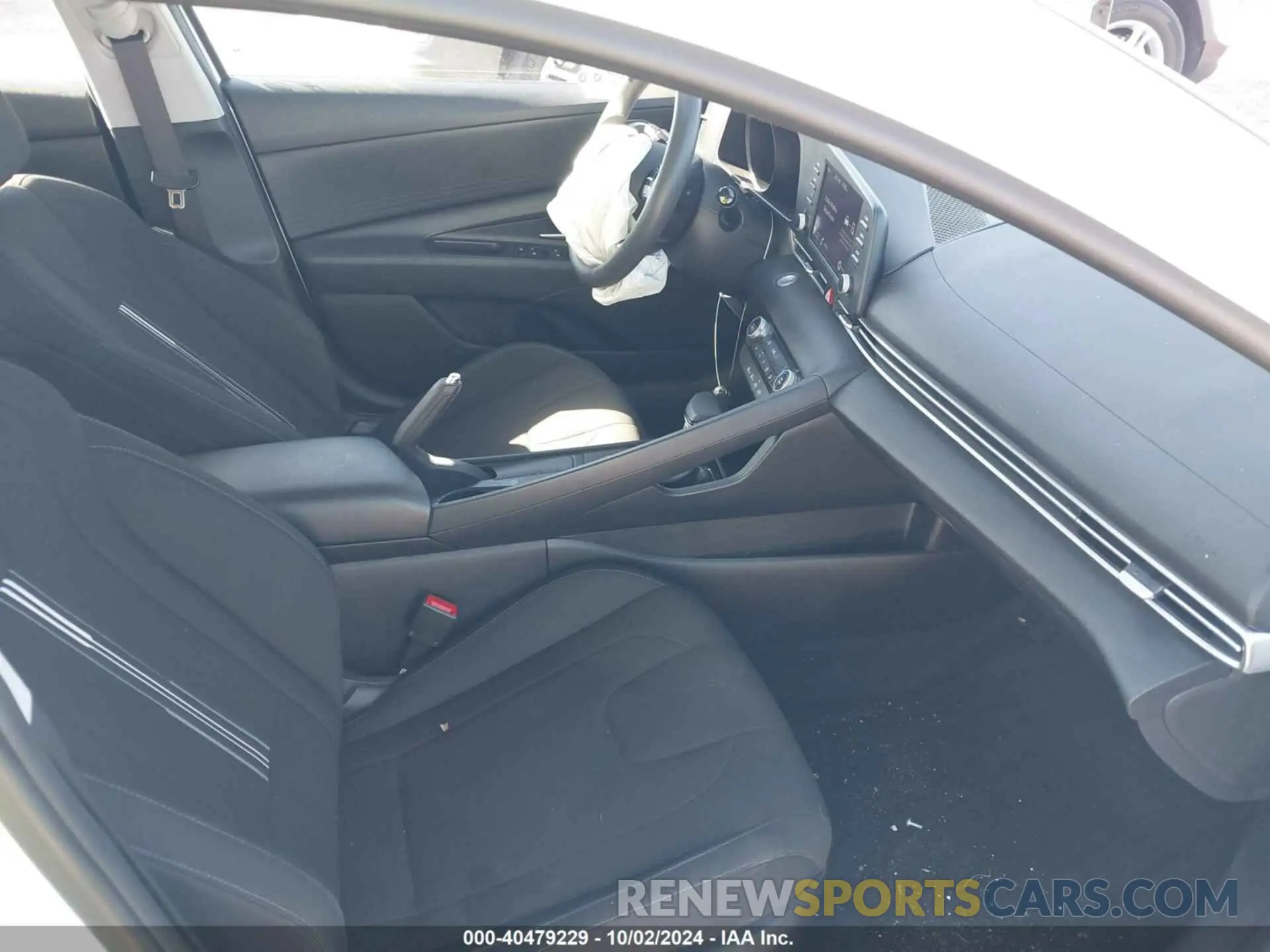 5 Photograph of a damaged car 5NPLM4AG6MH022288 HYUNDAI ELANTRA 2021
