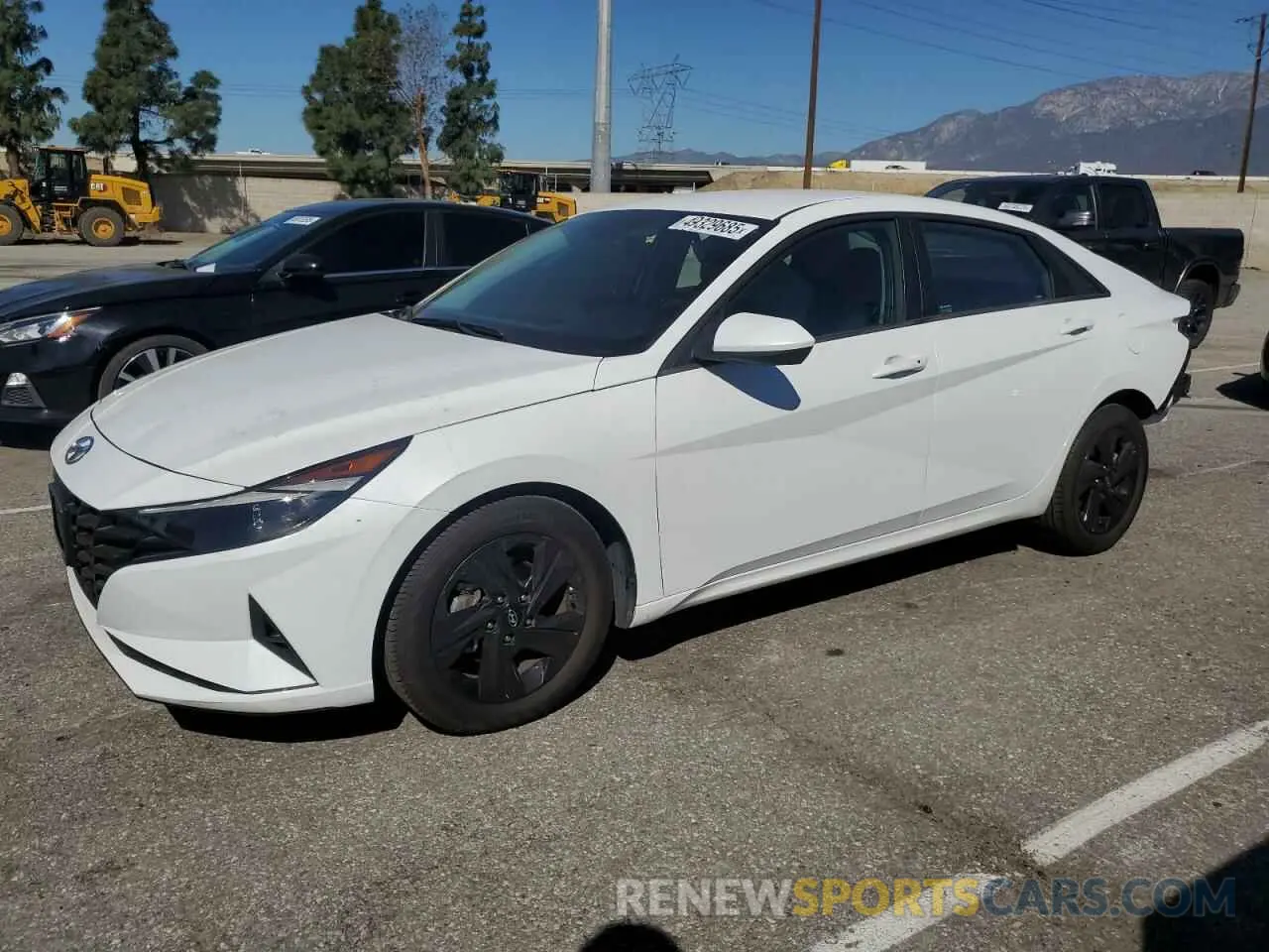 1 Photograph of a damaged car 5NPLM4AG6MH024705 HYUNDAI ELANTRA 2021