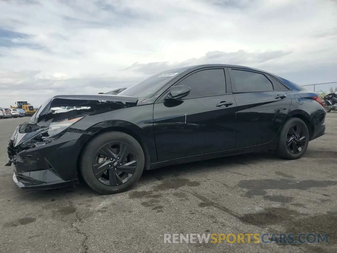 1 Photograph of a damaged car 5NPLM4AG6MH033372 HYUNDAI ELANTRA 2021