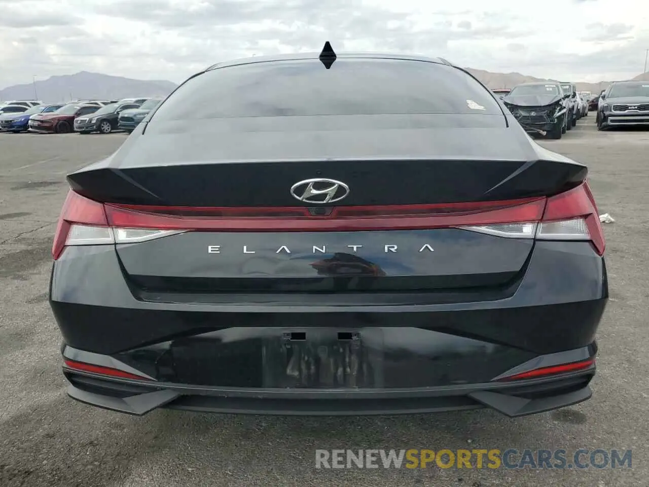 6 Photograph of a damaged car 5NPLM4AG6MH033372 HYUNDAI ELANTRA 2021