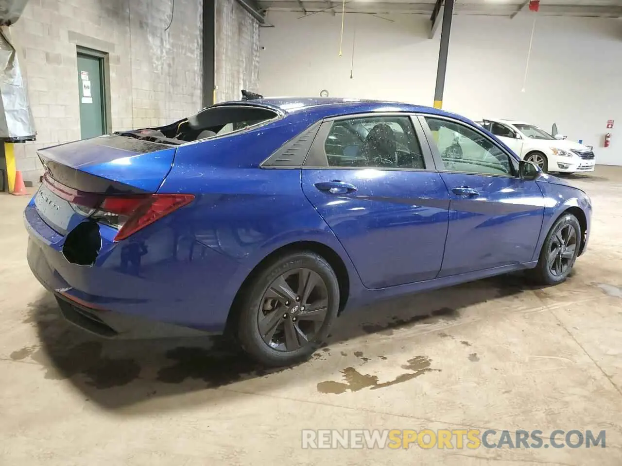 3 Photograph of a damaged car 5NPLM4AG7MH011834 HYUNDAI ELANTRA 2021