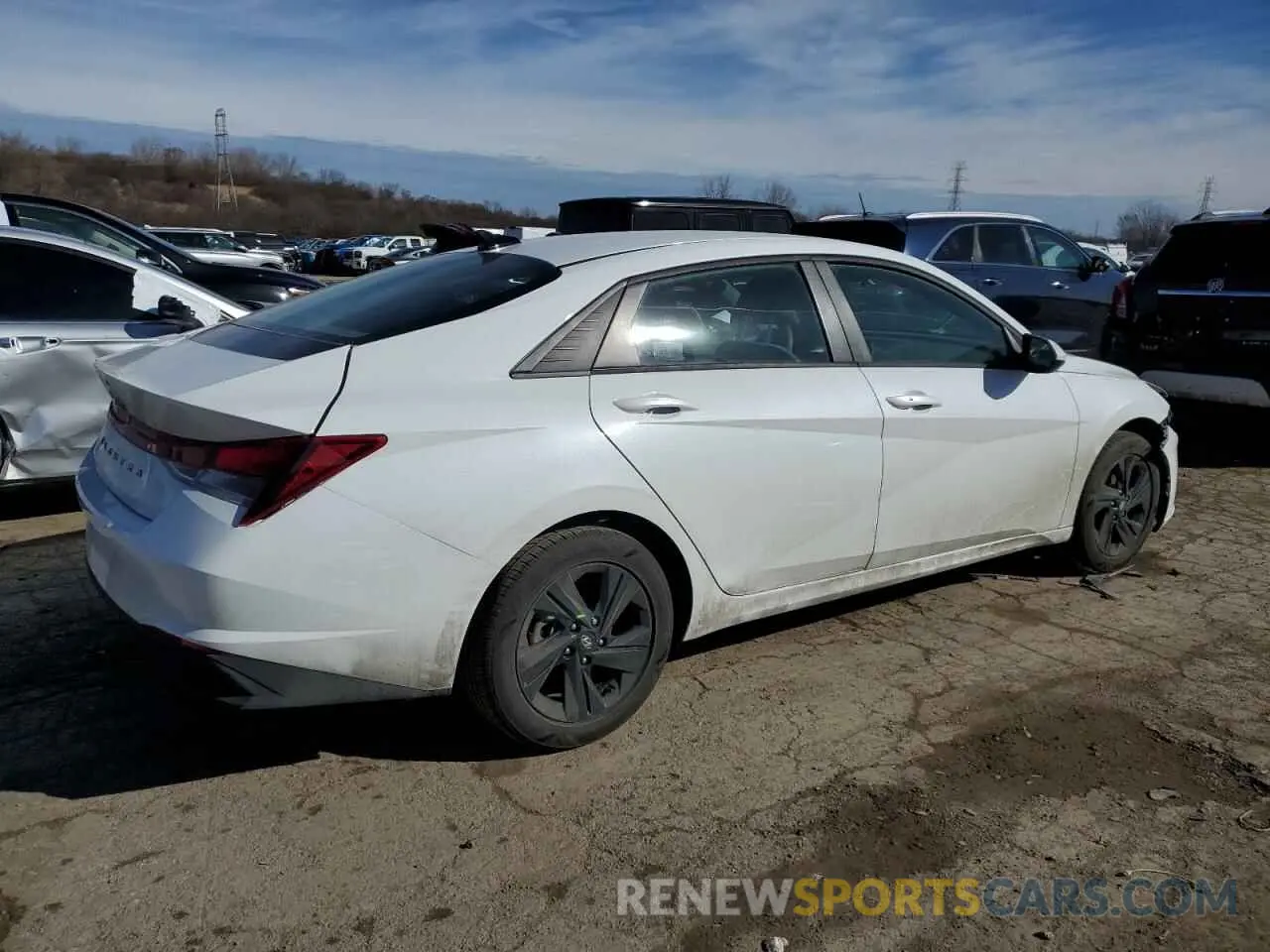 3 Photograph of a damaged car 5NPLM4AG7MH019674 HYUNDAI ELANTRA 2021