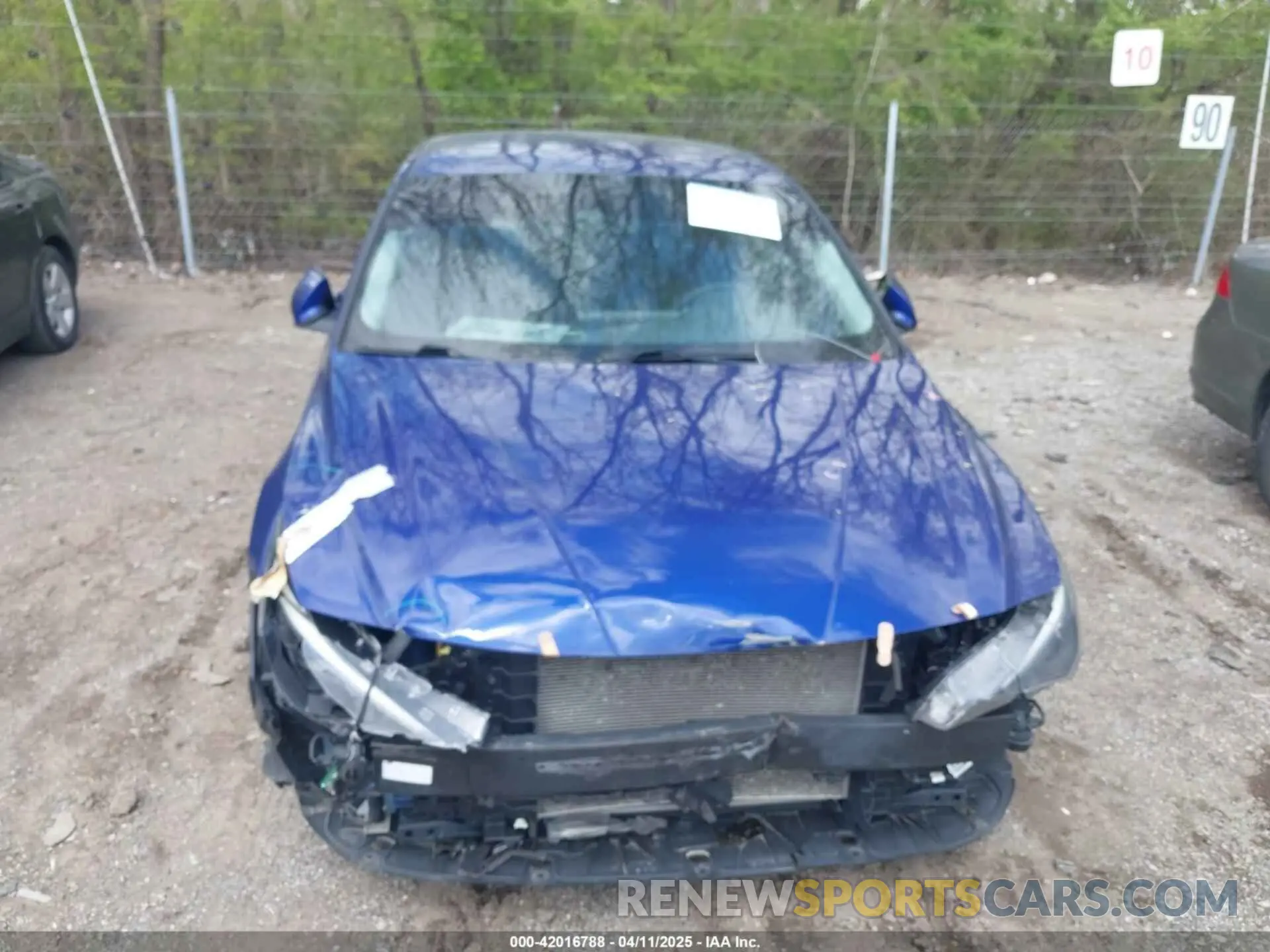 12 Photograph of a damaged car 5NPLM4AG7MH045336 HYUNDAI ELANTRA 2021