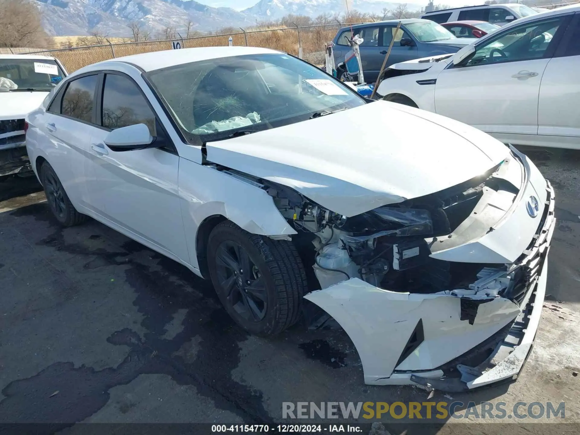 1 Photograph of a damaged car 5NPLM4AG8MH001152 HYUNDAI ELANTRA 2021