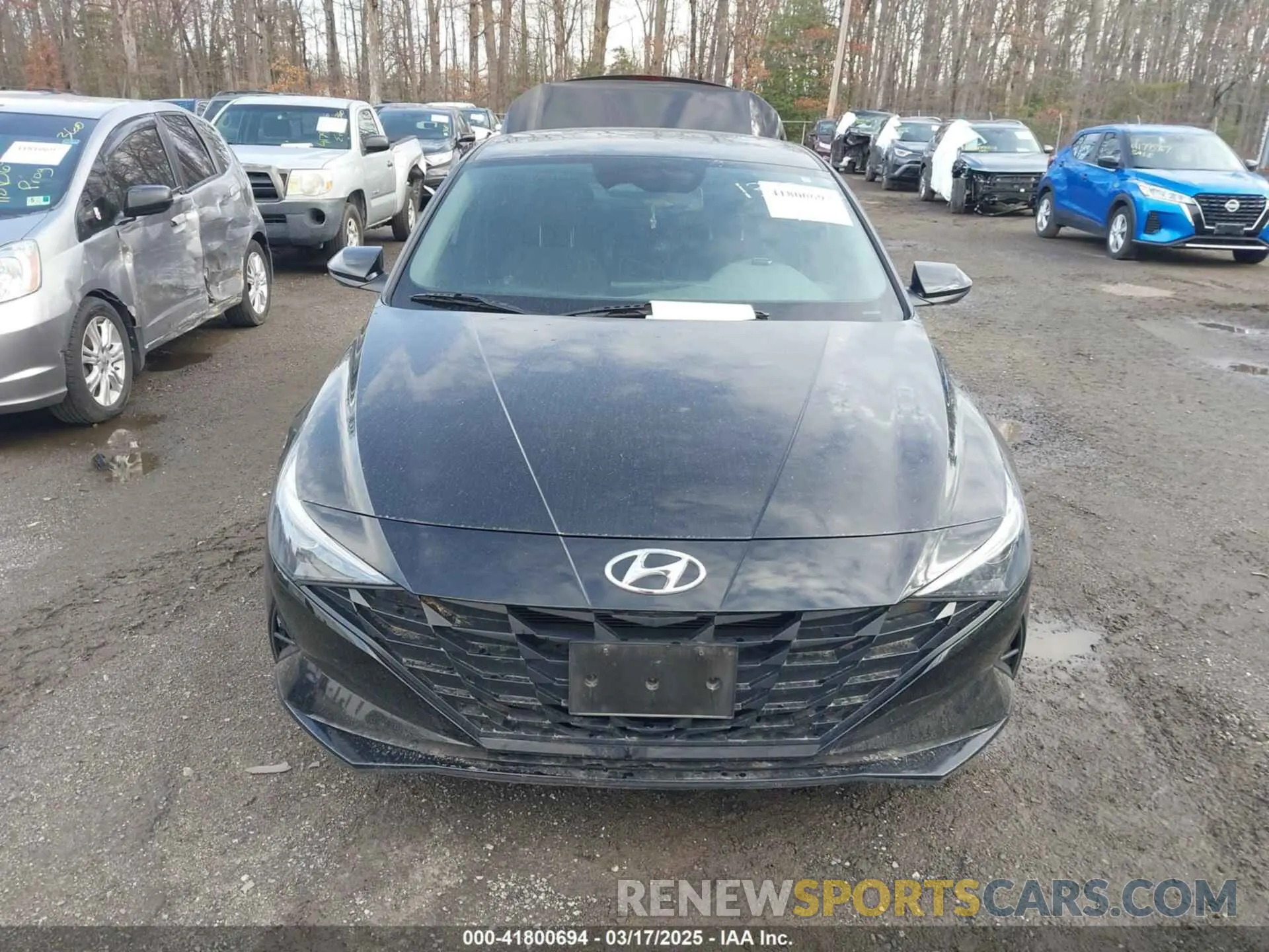 12 Photograph of a damaged car 5NPLM4AG8MH031333 HYUNDAI ELANTRA 2021