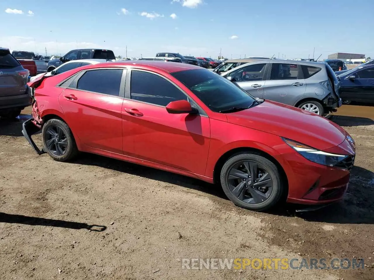 4 Photograph of a damaged car 5NPLM4AG8MH044275 HYUNDAI ELANTRA 2021
