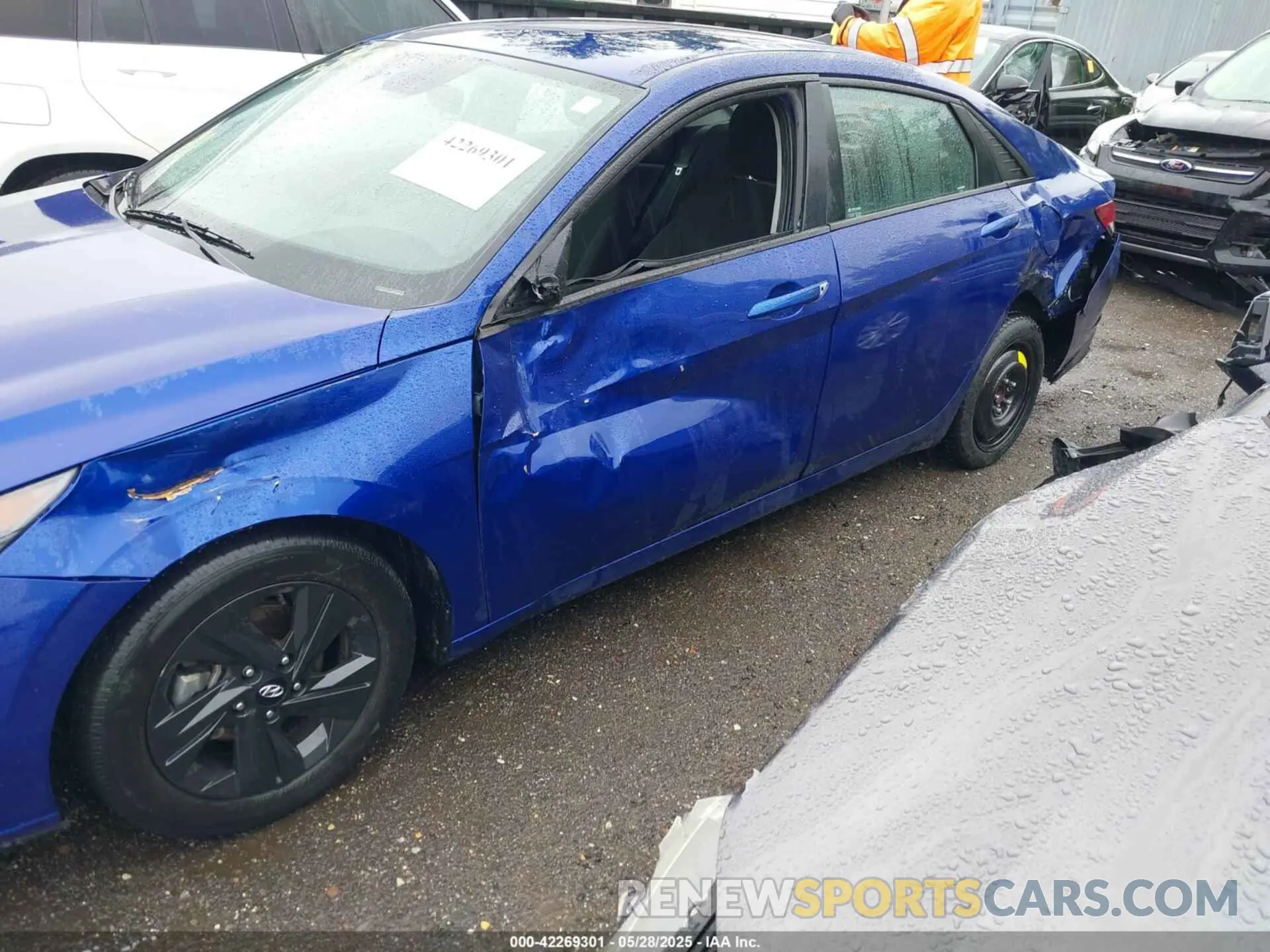 6 Photograph of a damaged car 5NPLM4AG8MH046303 HYUNDAI ELANTRA 2021