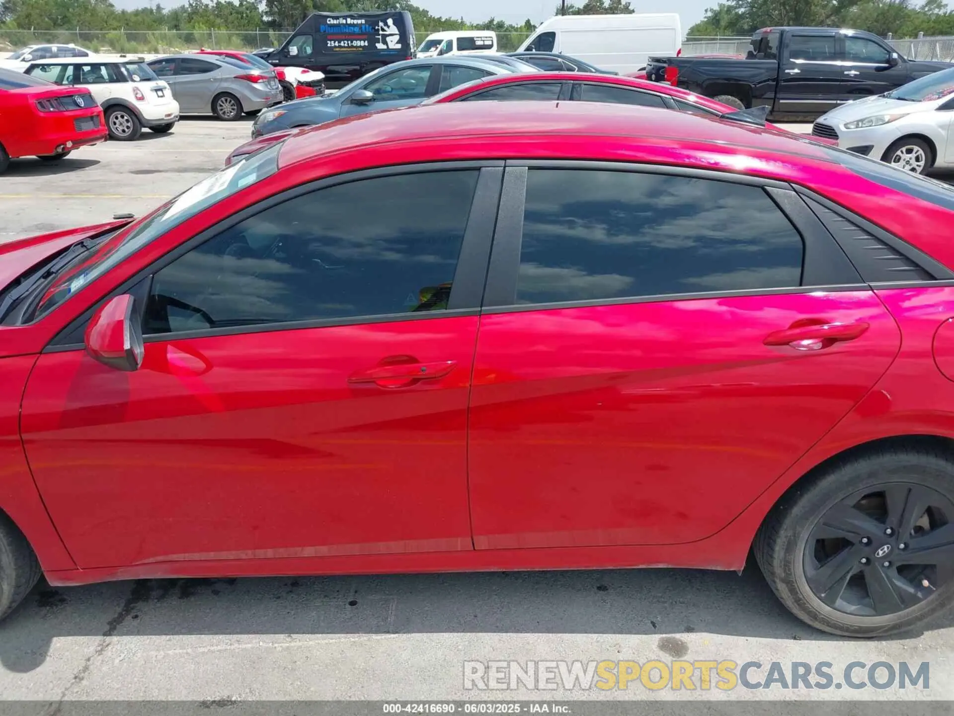14 Photograph of a damaged car 5NPLM4AG9MH006408 HYUNDAI ELANTRA 2021