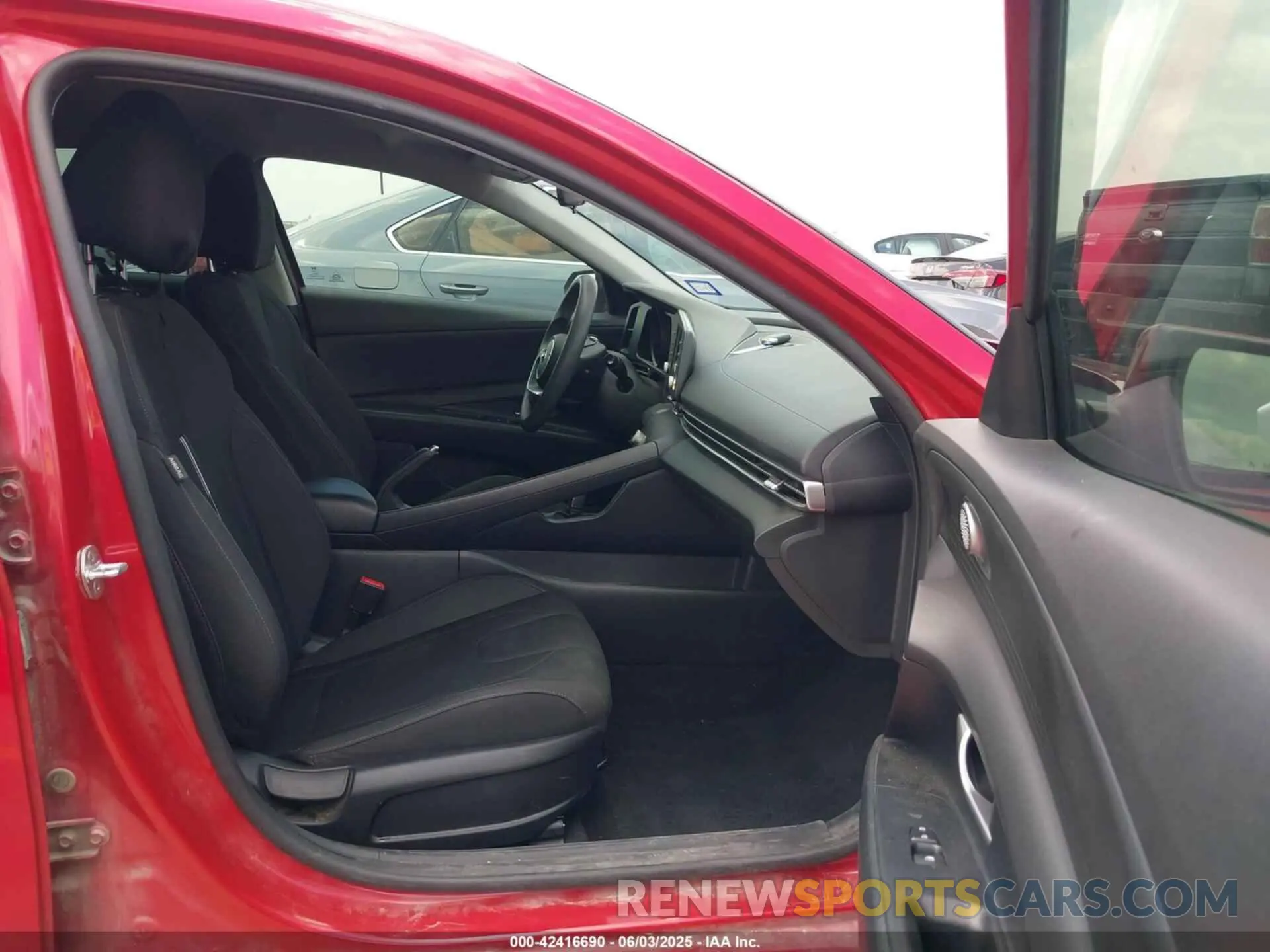 5 Photograph of a damaged car 5NPLM4AG9MH006408 HYUNDAI ELANTRA 2021