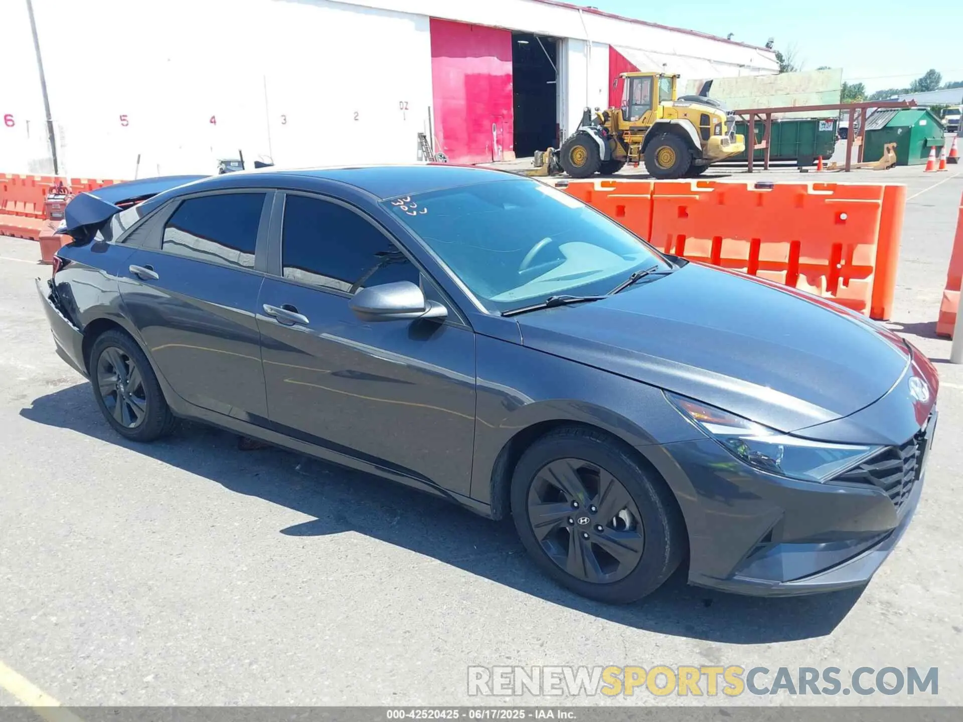 1 Photograph of a damaged car 5NPLM4AG9MH012046 HYUNDAI ELANTRA 2021
