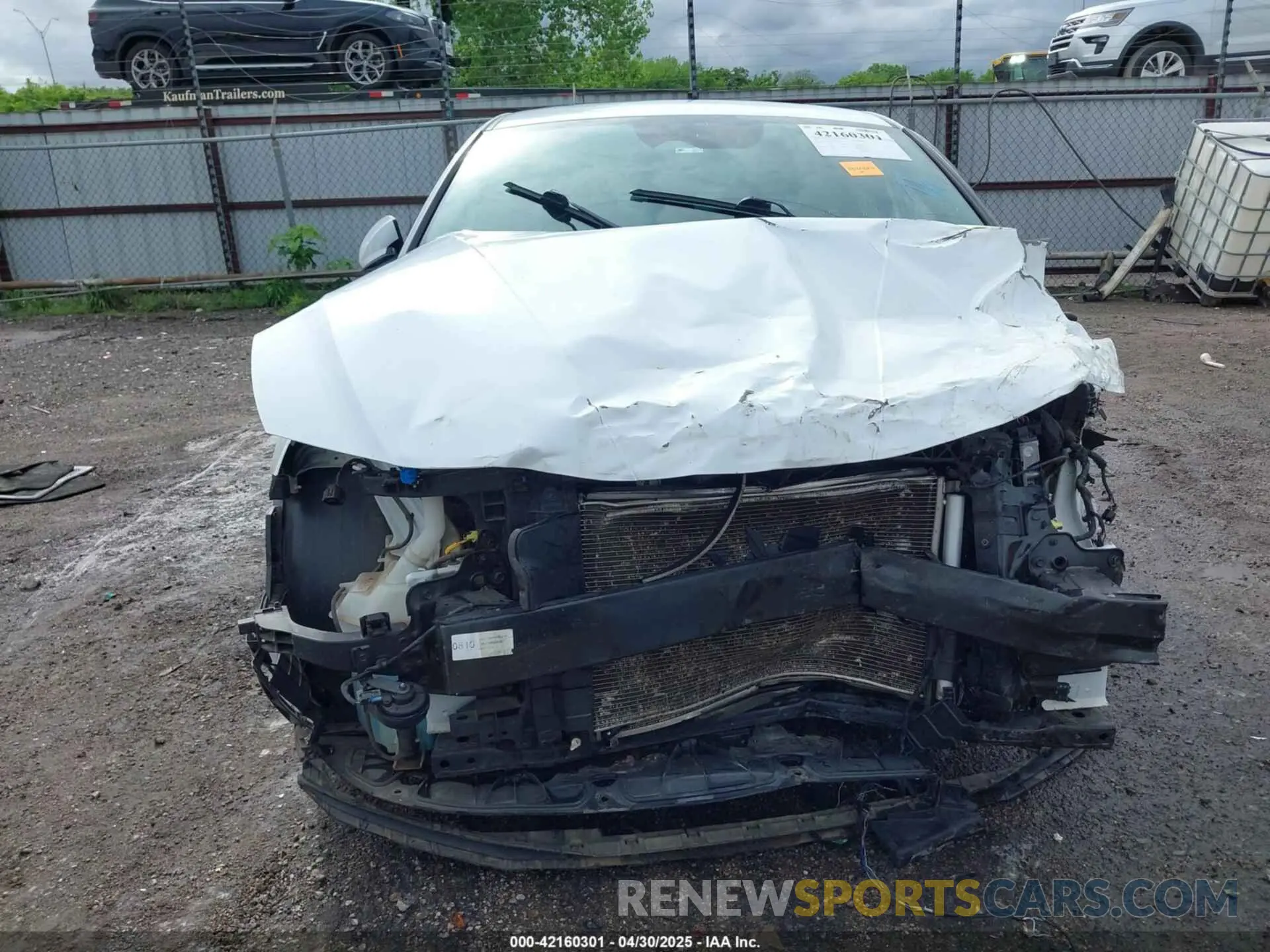 11 Photograph of a damaged car 5NPLM4AG9MH039859 HYUNDAI ELANTRA 2021