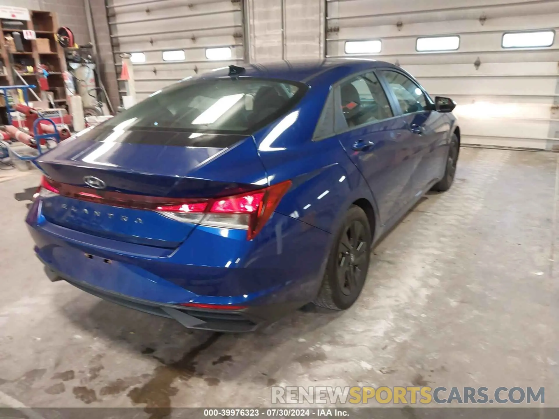 4 Photograph of a damaged car 5NPLM4AGXMH024609 HYUNDAI ELANTRA 2021