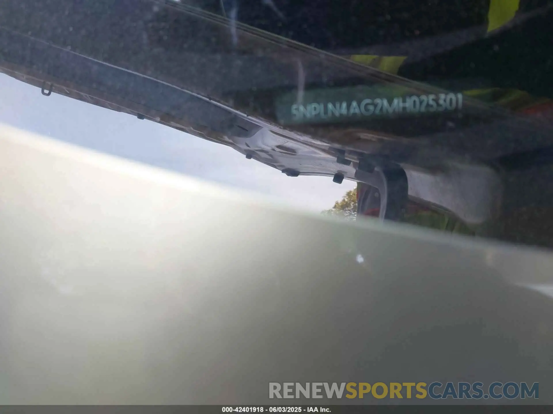 17 Photograph of a damaged car 5NPLN4AG2MH025301 HYUNDAI ELANTRA 2021