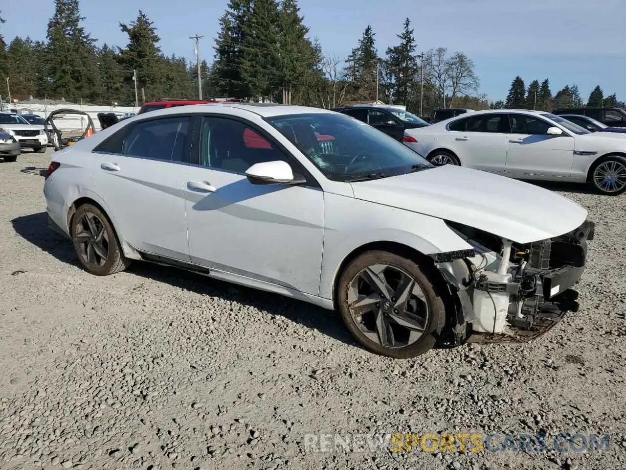4 Photograph of a damaged car 5NPLN4AG3MH043693 HYUNDAI ELANTRA 2021