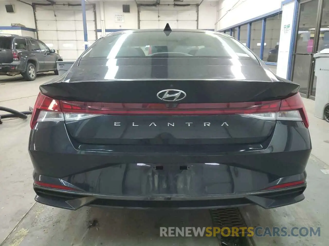 6 Photograph of a damaged car 5NPLN4AG4MH007723 HYUNDAI ELANTRA 2021