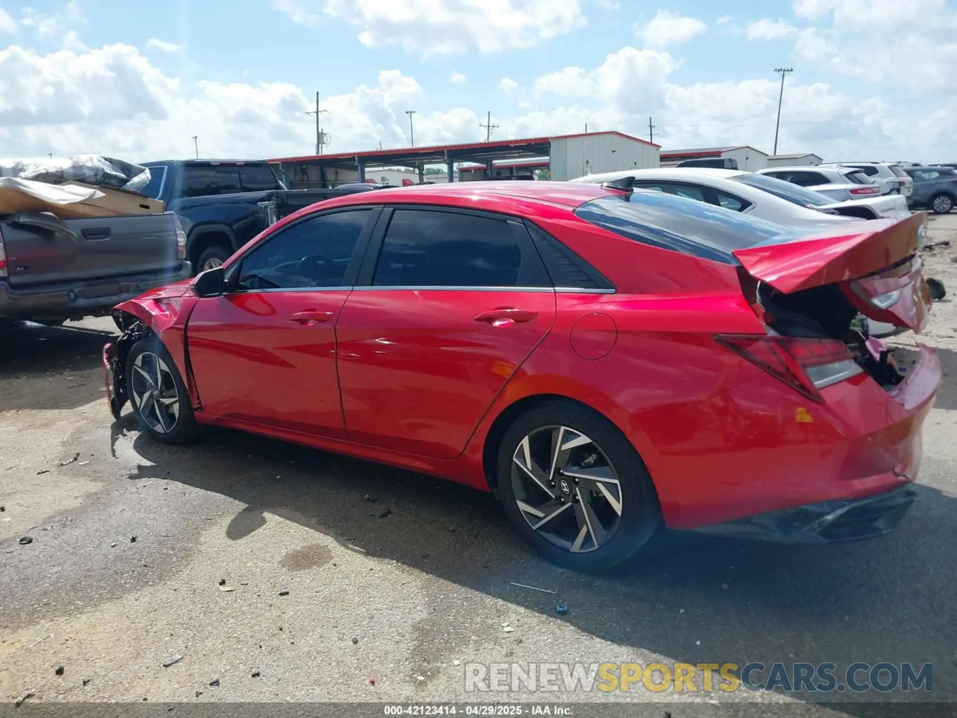 14 Photograph of a damaged car 5NPLN4AG5MH025891 HYUNDAI ELANTRA 2021