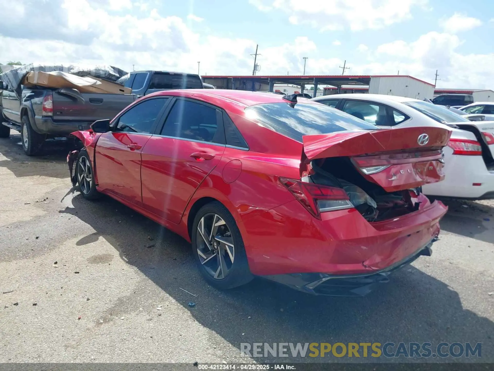 3 Photograph of a damaged car 5NPLN4AG5MH025891 HYUNDAI ELANTRA 2021