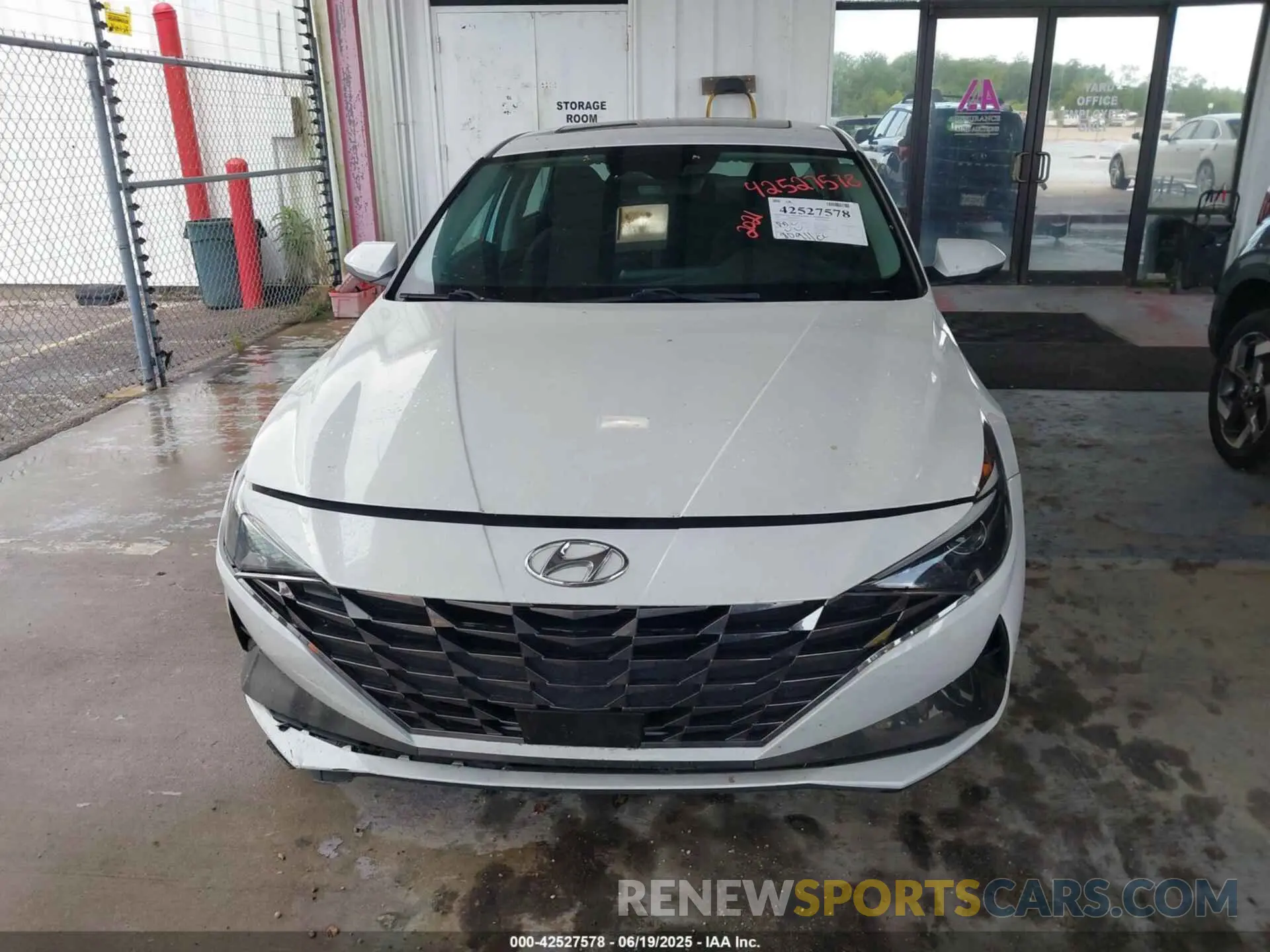 12 Photograph of a damaged car 5NPLN4AG6MH015855 HYUNDAI ELANTRA 2021