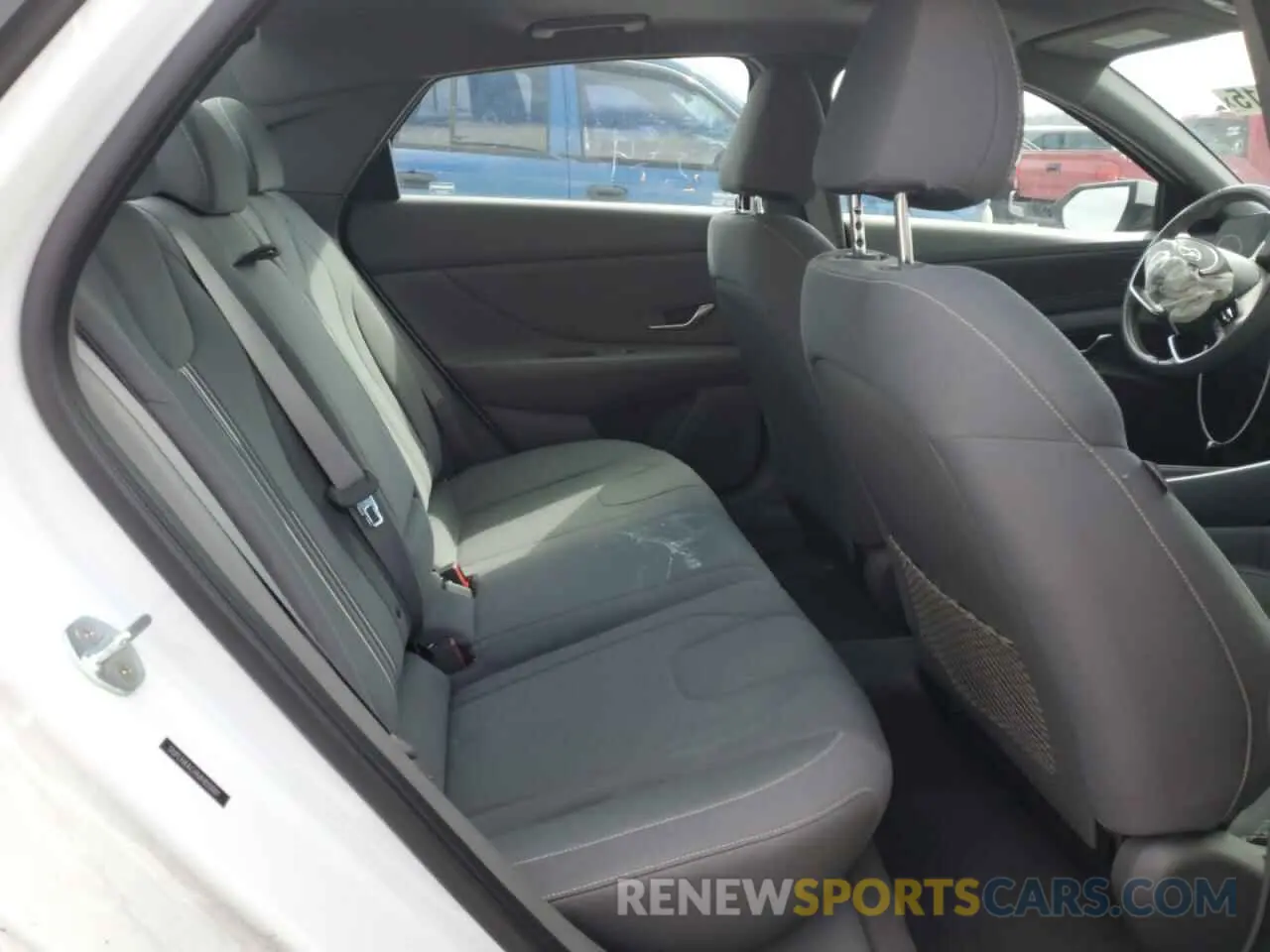 10 Photograph of a damaged car 5NPLN4AG9MH020001 HYUNDAI ELANTRA 2021