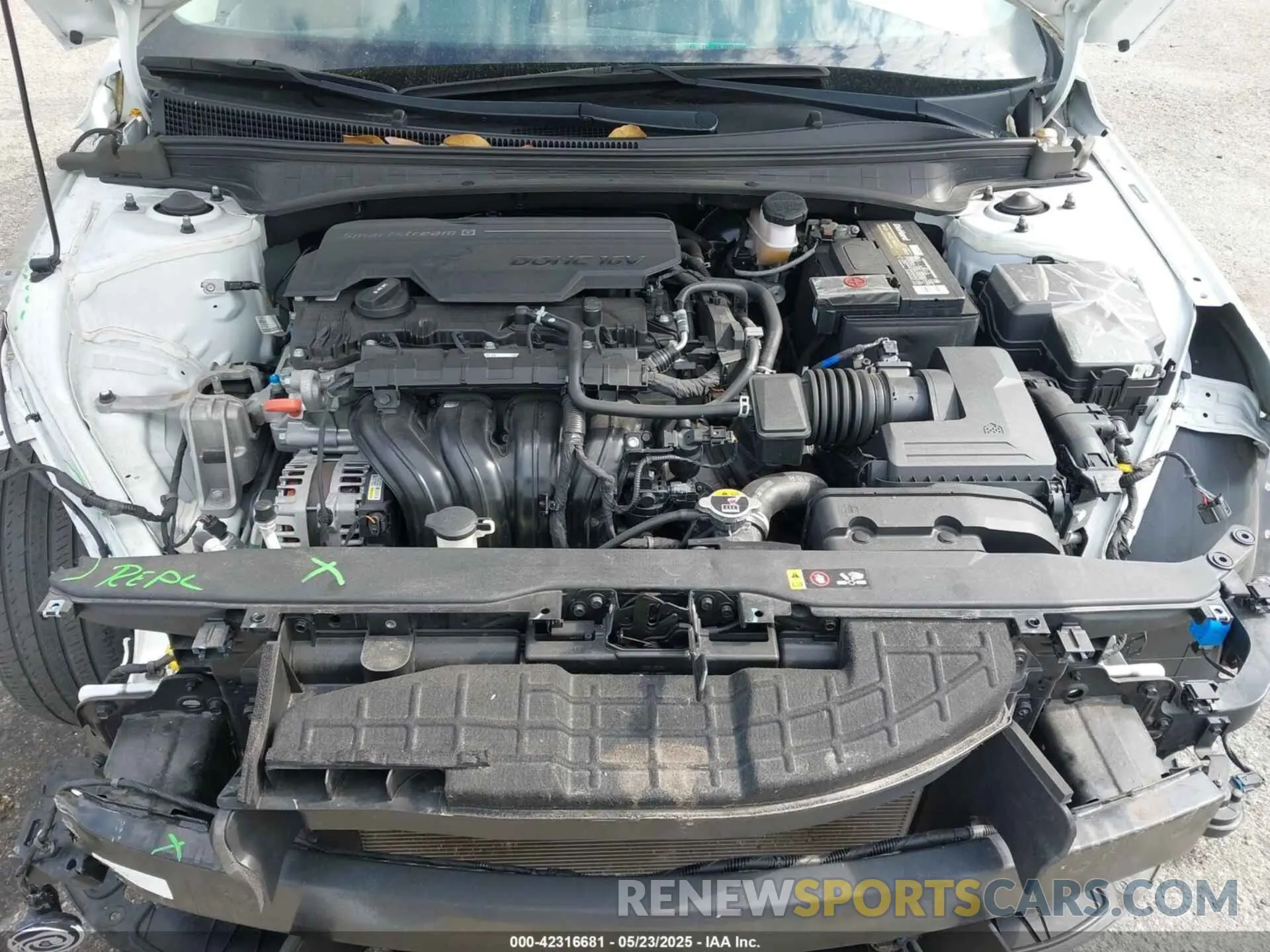 10 Photograph of a damaged car 5NPLP4AG0MH017241 HYUNDAI ELANTRA 2021