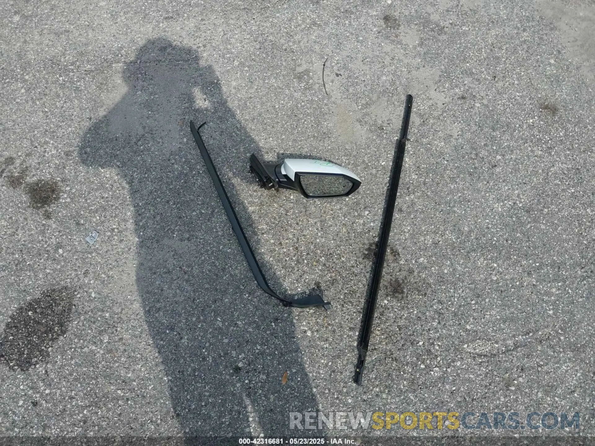 12 Photograph of a damaged car 5NPLP4AG0MH017241 HYUNDAI ELANTRA 2021