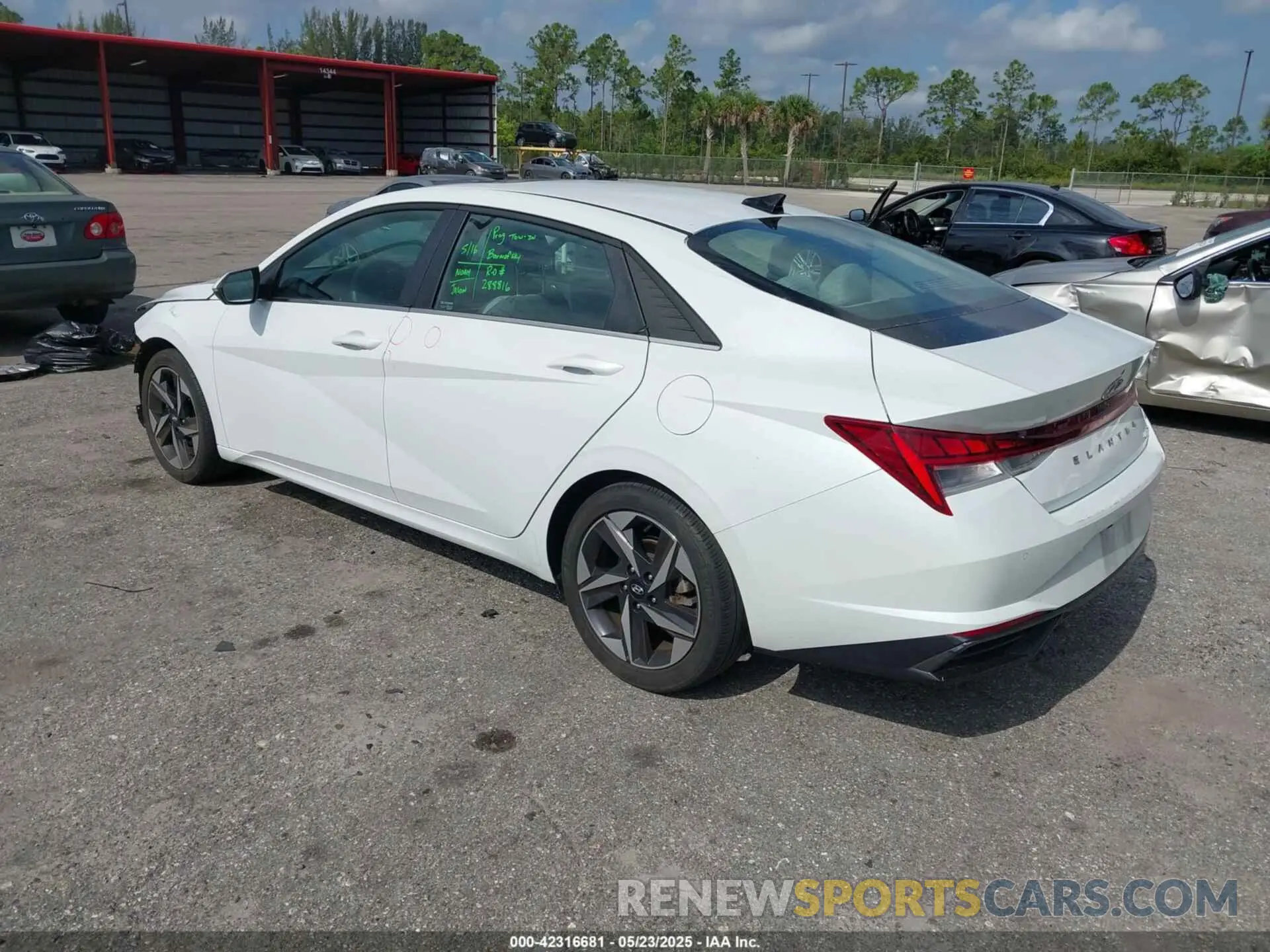 3 Photograph of a damaged car 5NPLP4AG0MH017241 HYUNDAI ELANTRA 2021