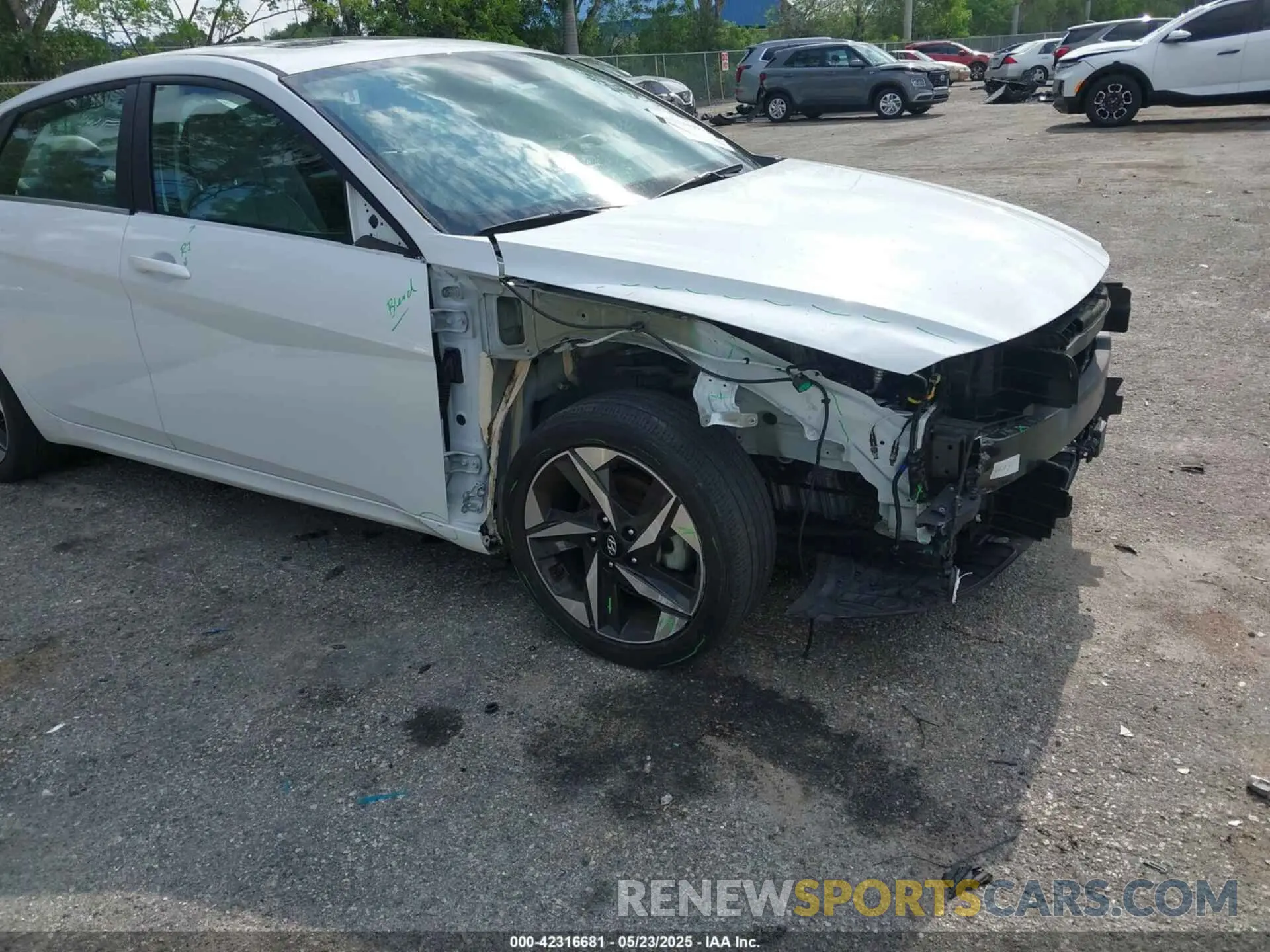 6 Photograph of a damaged car 5NPLP4AG0MH017241 HYUNDAI ELANTRA 2021