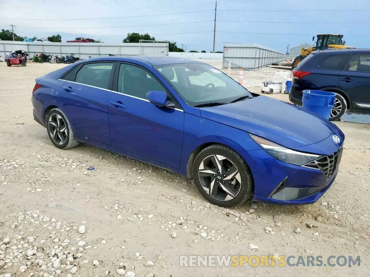 4 Photograph of a damaged car 5NPLP4AG2MH025812 HYUNDAI ELANTRA 2021
