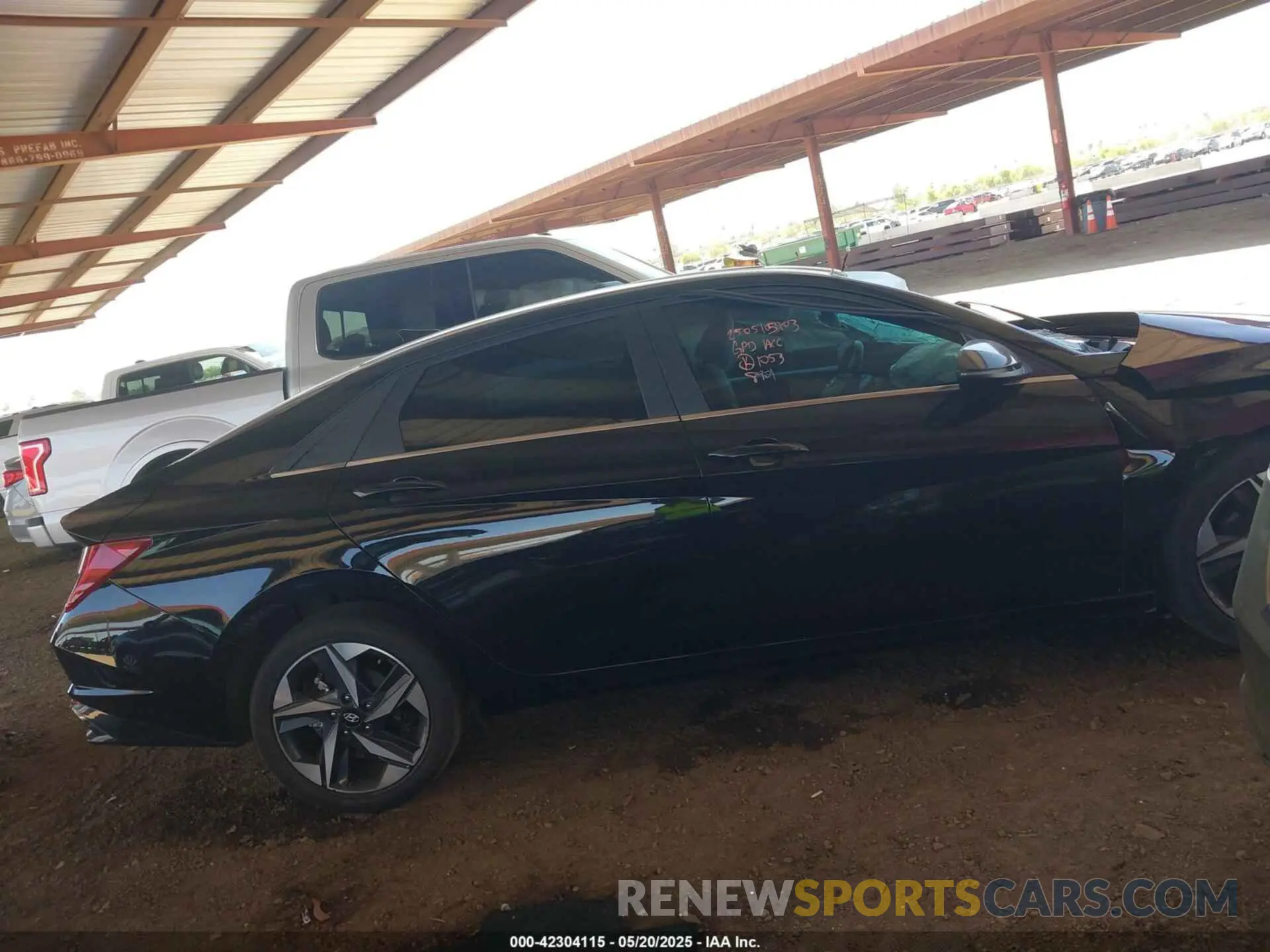 14 Photograph of a damaged car 5NPLP4AG4MH008901 HYUNDAI ELANTRA 2021