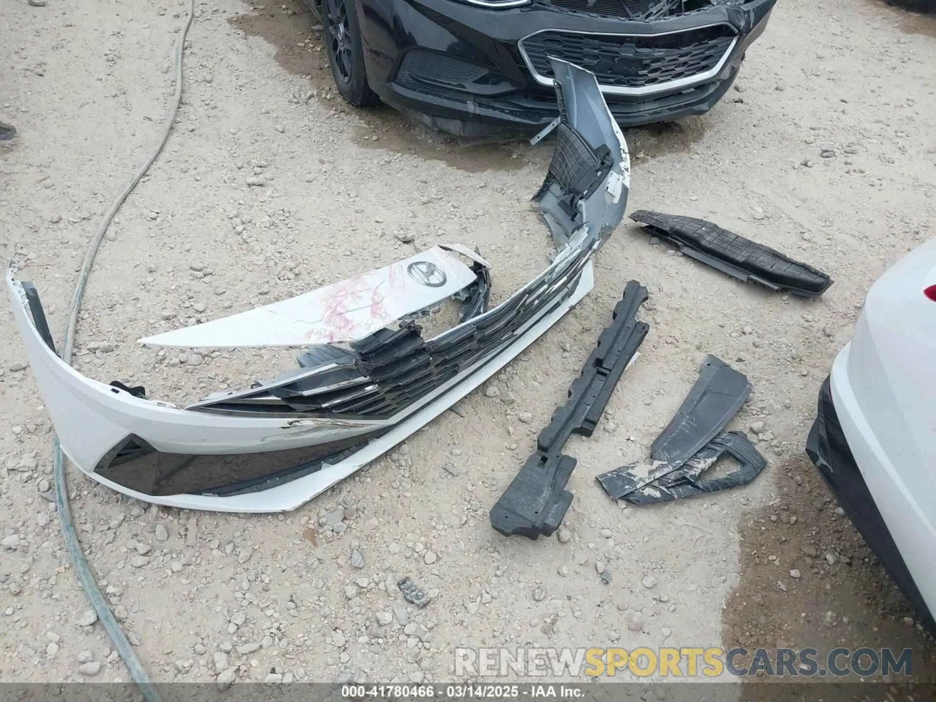 12 Photograph of a damaged car 5NPLP4AG4MH017887 HYUNDAI ELANTRA 2021