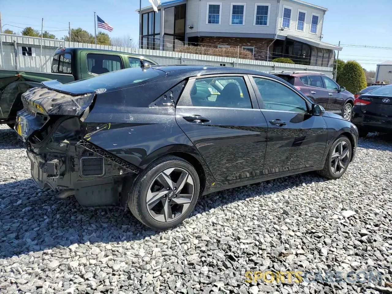 3 Photograph of a damaged car 5NPLP4AG4MH018747 HYUNDAI ELANTRA 2021