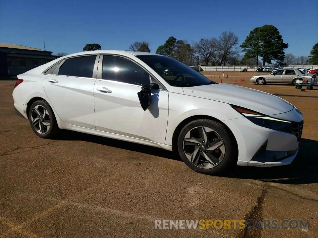 4 Photograph of a damaged car 5NPLP4AG5MH032334 HYUNDAI ELANTRA 2021