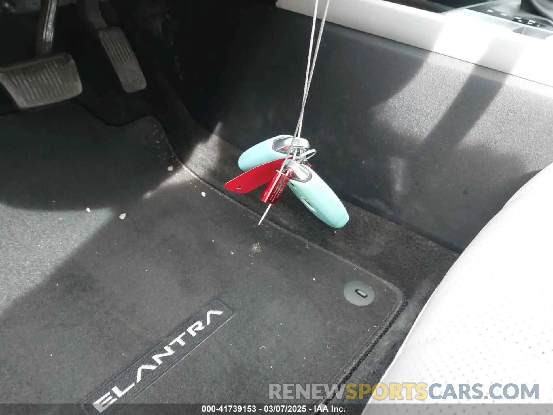 11 Photograph of a damaged car 5NPLP4AG6MH025053 HYUNDAI ELANTRA 2021