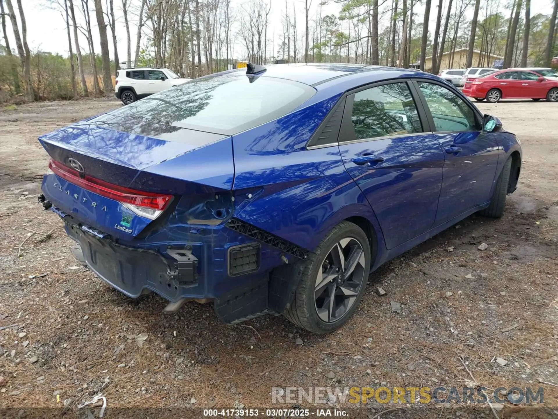 4 Photograph of a damaged car 5NPLP4AG6MH025053 HYUNDAI ELANTRA 2021