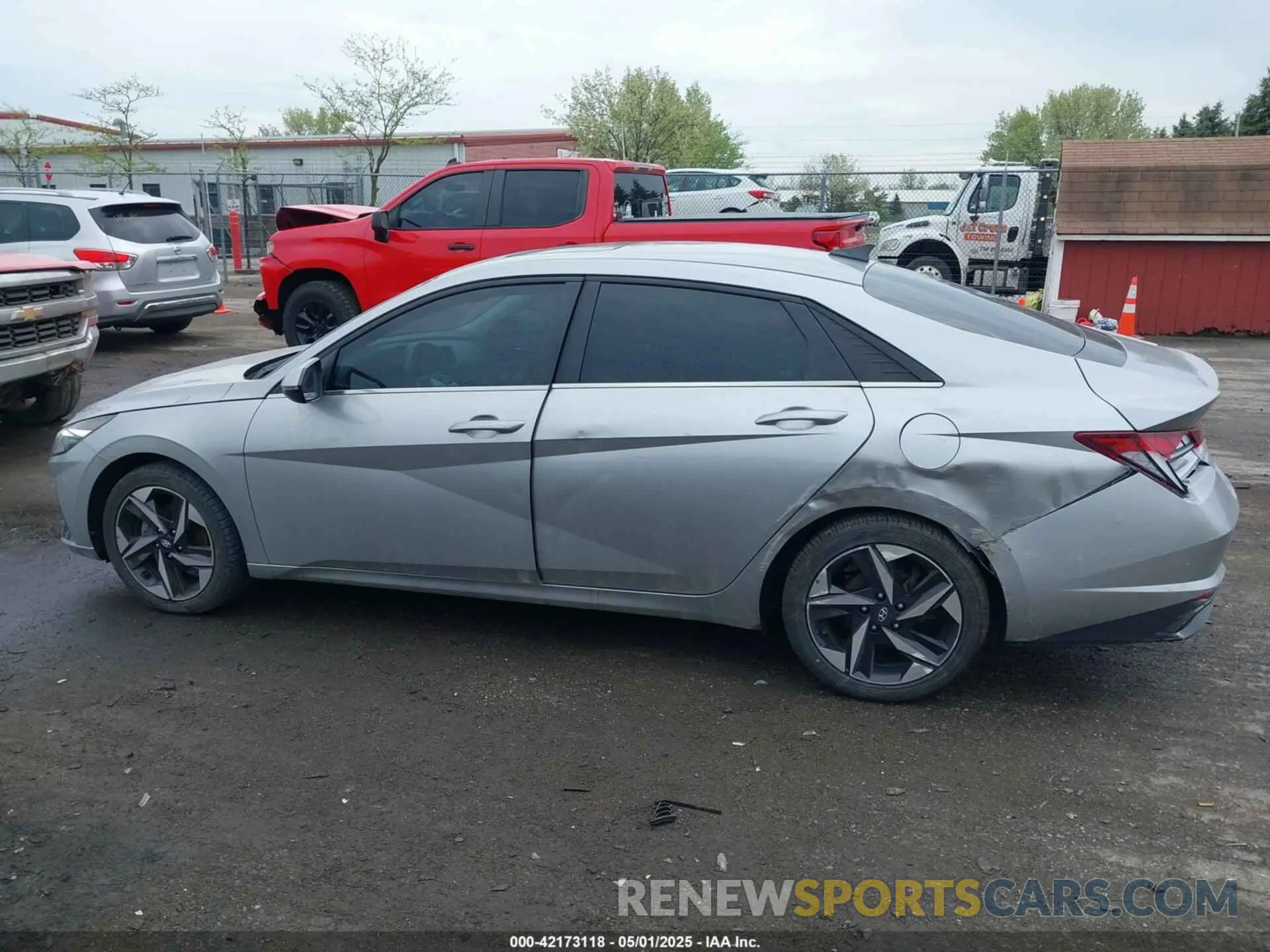 14 Photograph of a damaged car 5NPLP4AG6MH035422 HYUNDAI ELANTRA 2021
