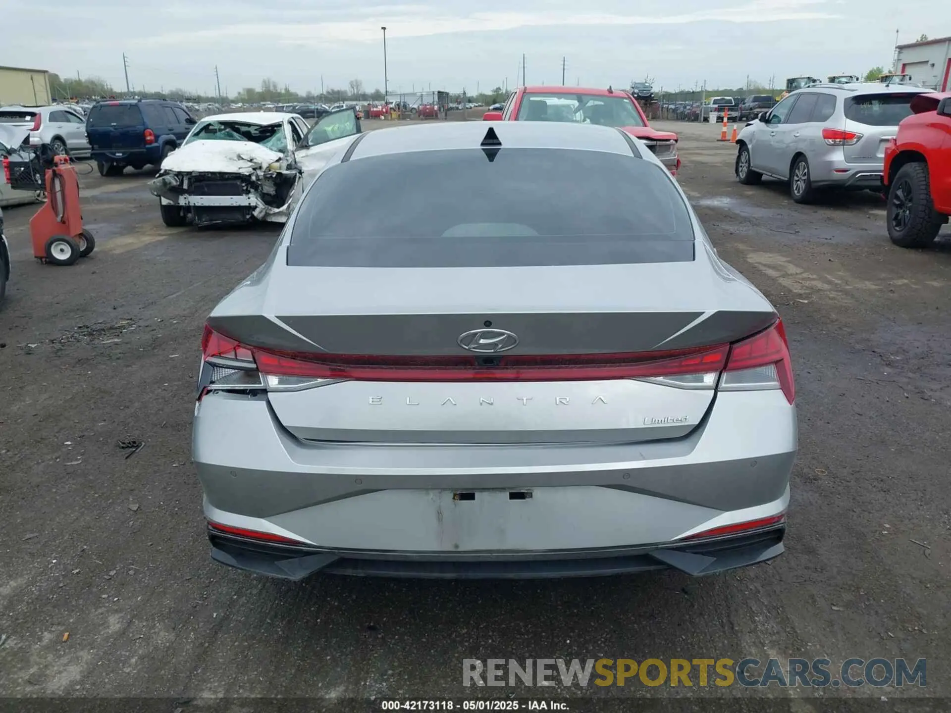 16 Photograph of a damaged car 5NPLP4AG6MH035422 HYUNDAI ELANTRA 2021