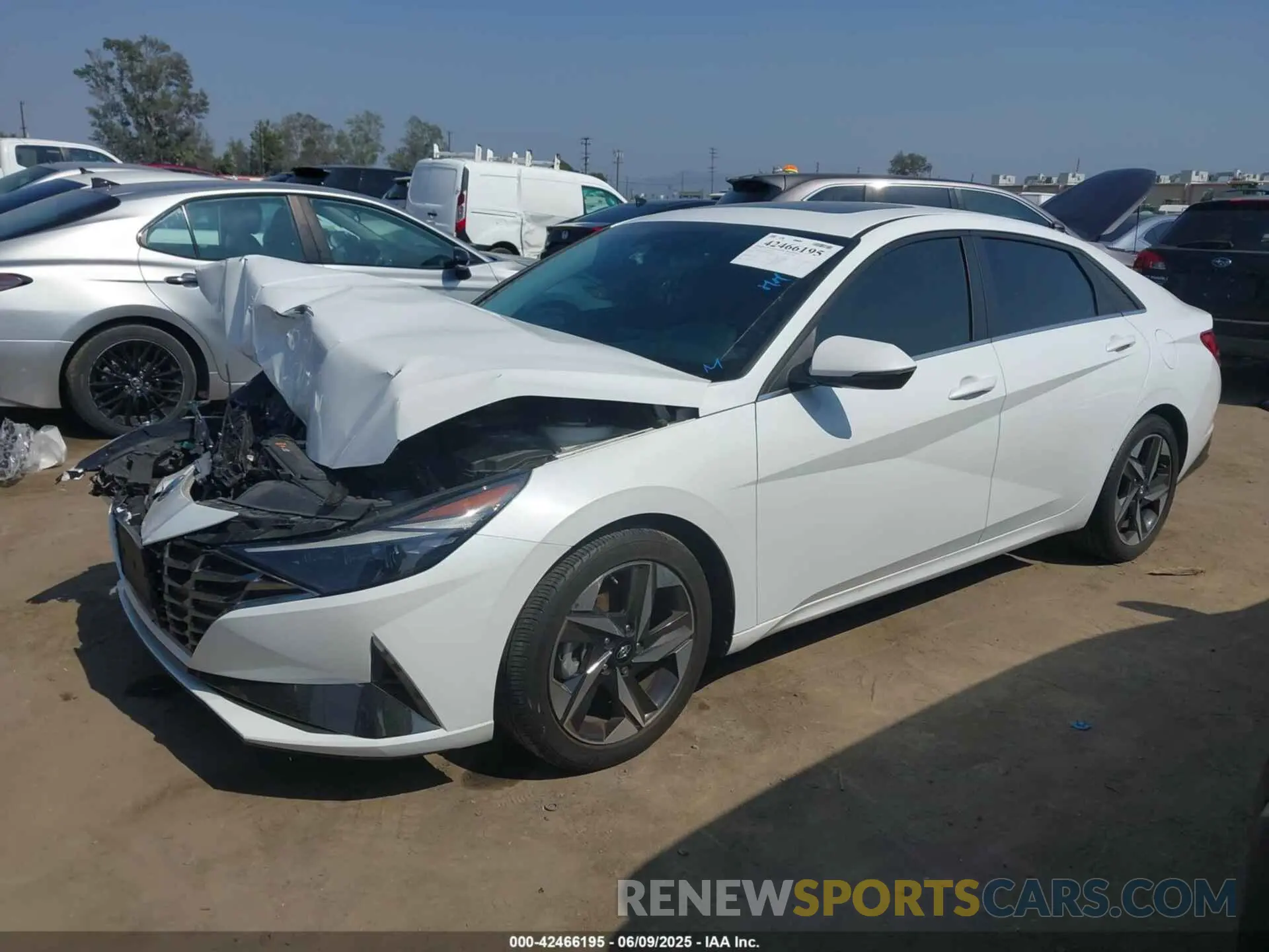2 Photograph of a damaged car 5NPLP4AG9MH012913 HYUNDAI ELANTRA 2021