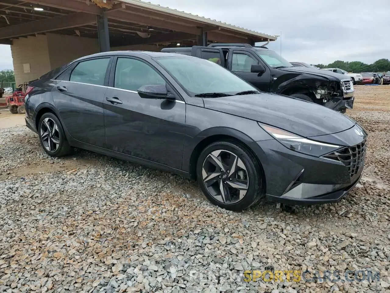 4 Photograph of a damaged car 5NPLP4AG9MH020025 HYUNDAI ELANTRA 2021