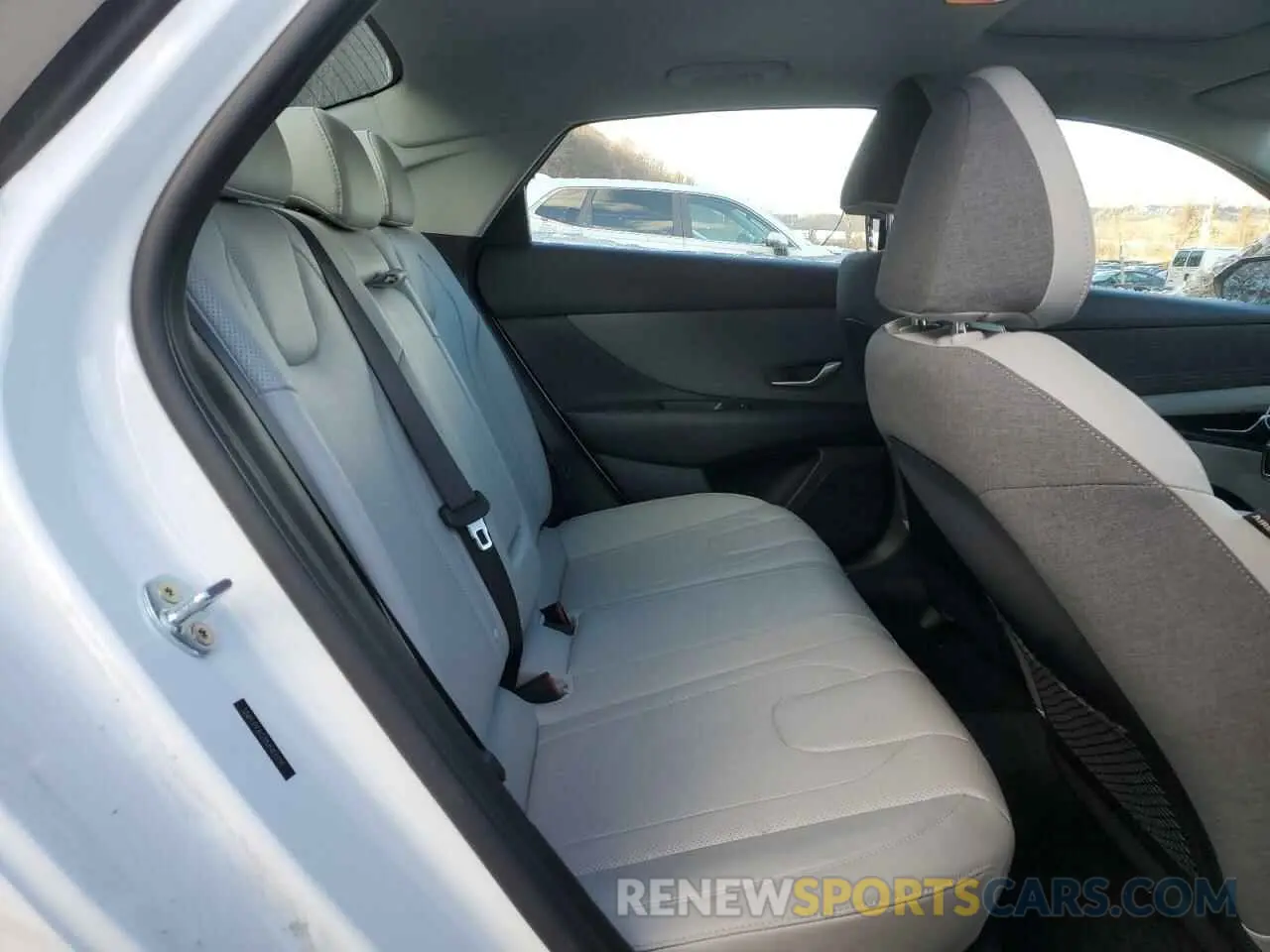 10 Photograph of a damaged car 5NPLP4AG9MH031719 HYUNDAI ELANTRA 2021