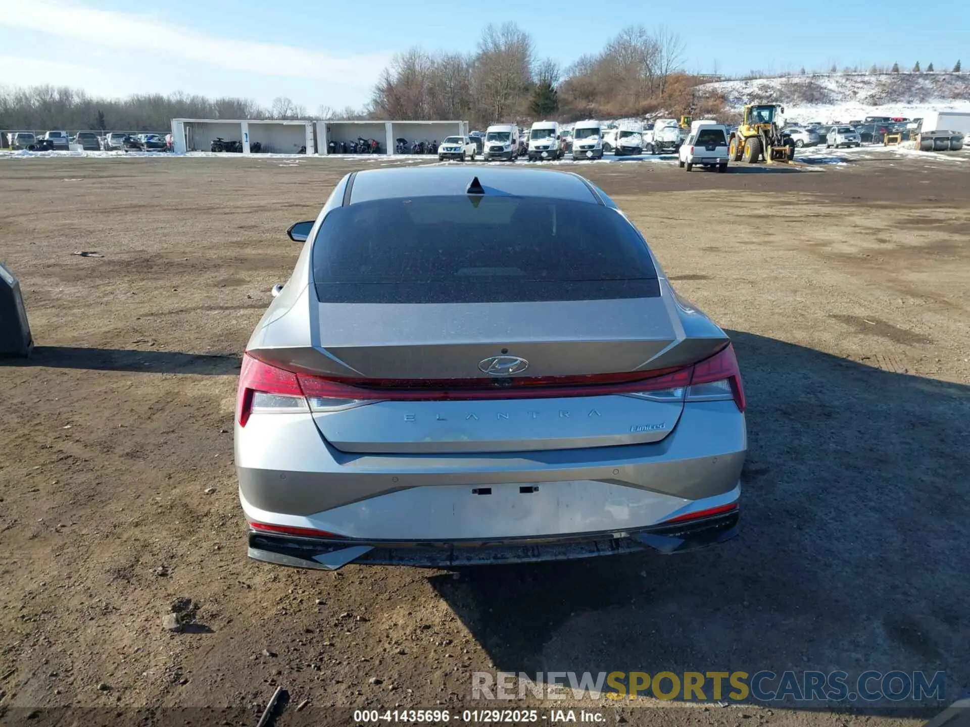 17 Photograph of a damaged car 5NPLP4AGXMH029977 HYUNDAI ELANTRA 2021