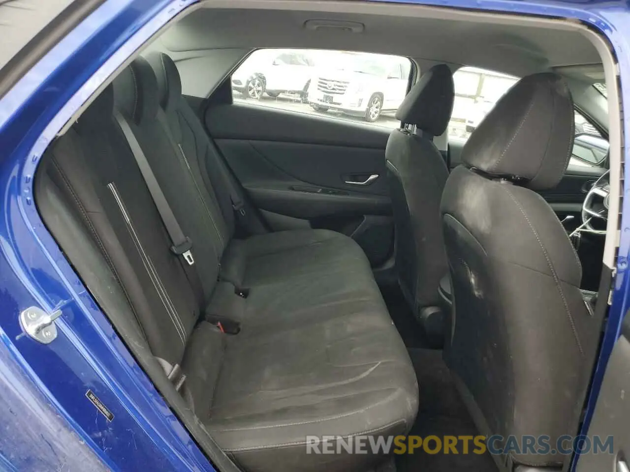 10 Photograph of a damaged car 5NPLS4AG0MH006061 HYUNDAI ELANTRA 2021