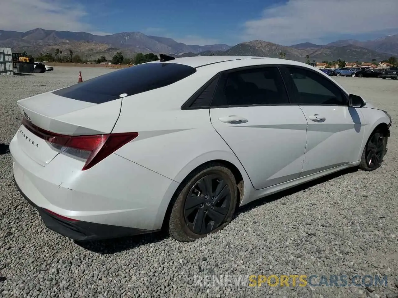 3 Photograph of a damaged car 5NPLS4AG1MH048903 HYUNDAI ELANTRA 2021