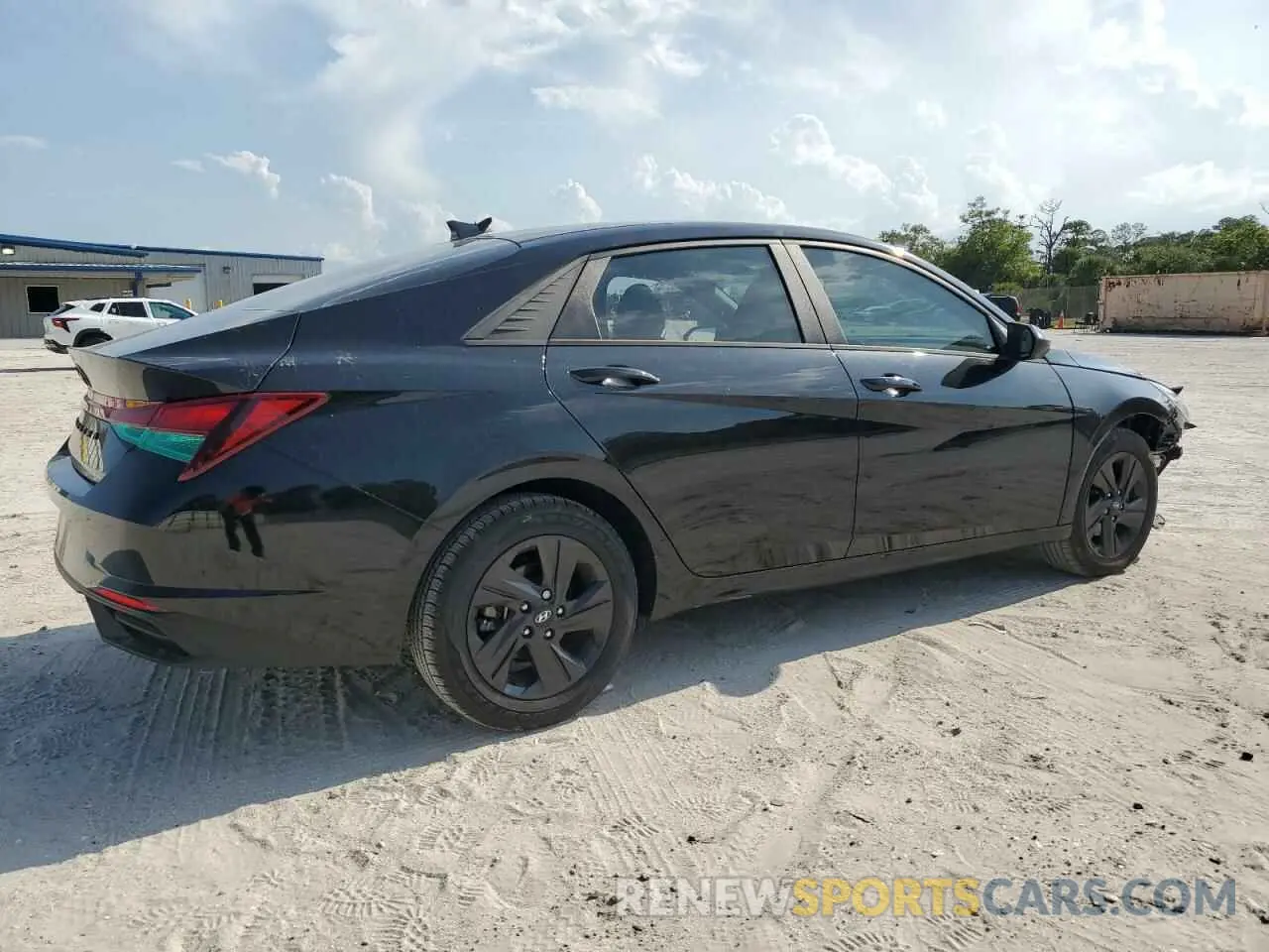 3 Photograph of a damaged car 5NPLS4AG2MH028174 HYUNDAI ELANTRA 2021