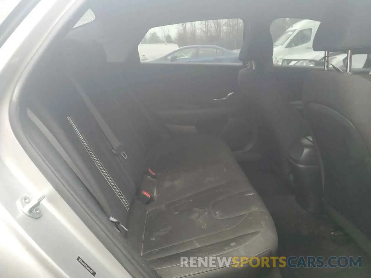 10 Photograph of a damaged car 5NPLS4AG3MH004840 HYUNDAI ELANTRA 2021