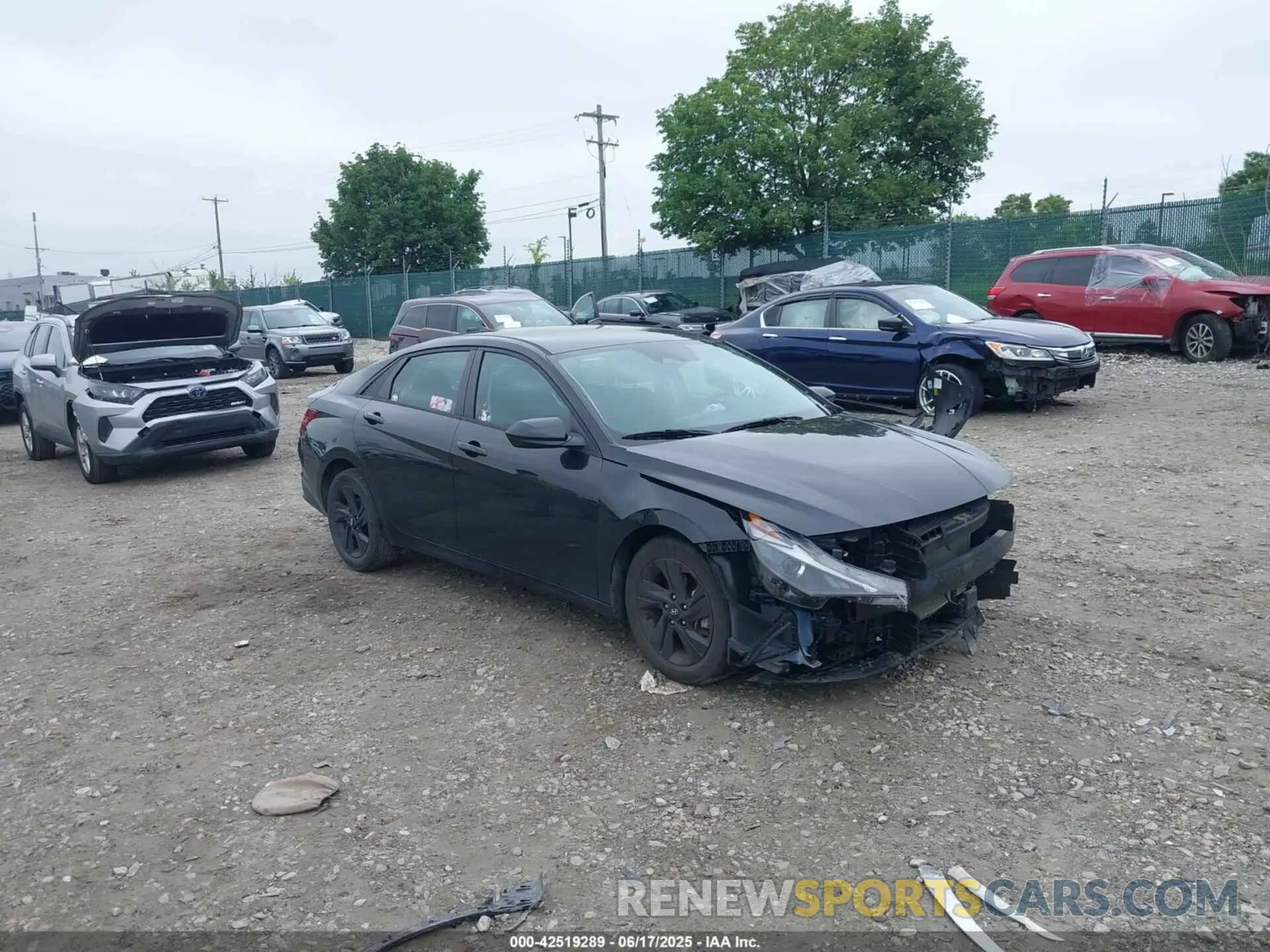 1 Photograph of a damaged car 5NPLS4AG3MH005017 HYUNDAI ELANTRA 2021