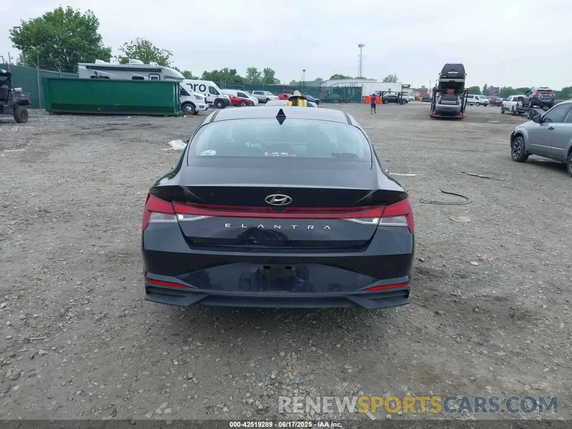 16 Photograph of a damaged car 5NPLS4AG3MH005017 HYUNDAI ELANTRA 2021