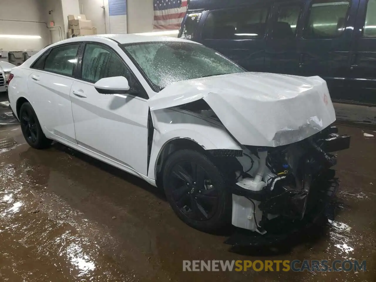 4 Photograph of a damaged car 5NPLS4AG3MH005597 HYUNDAI ELANTRA 2021
