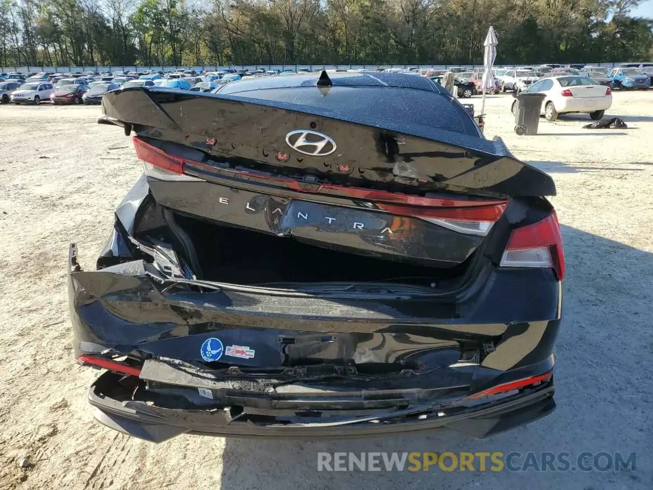 6 Photograph of a damaged car 5NPLS4AG3MH034887 HYUNDAI ELANTRA 2021